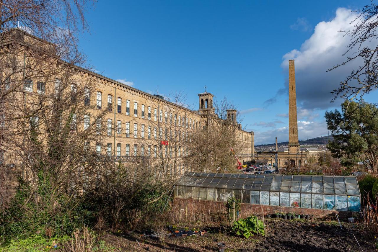 Riverside Balcony Apartment With Parking Just Minutes To Saltaire Shipley (West Yorkshire) Bagian luar foto