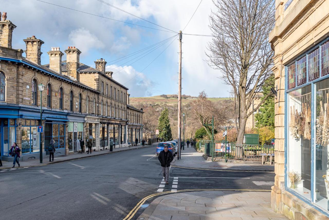 Riverside Balcony Apartment With Parking Just Minutes To Saltaire Shipley (West Yorkshire) Bagian luar foto