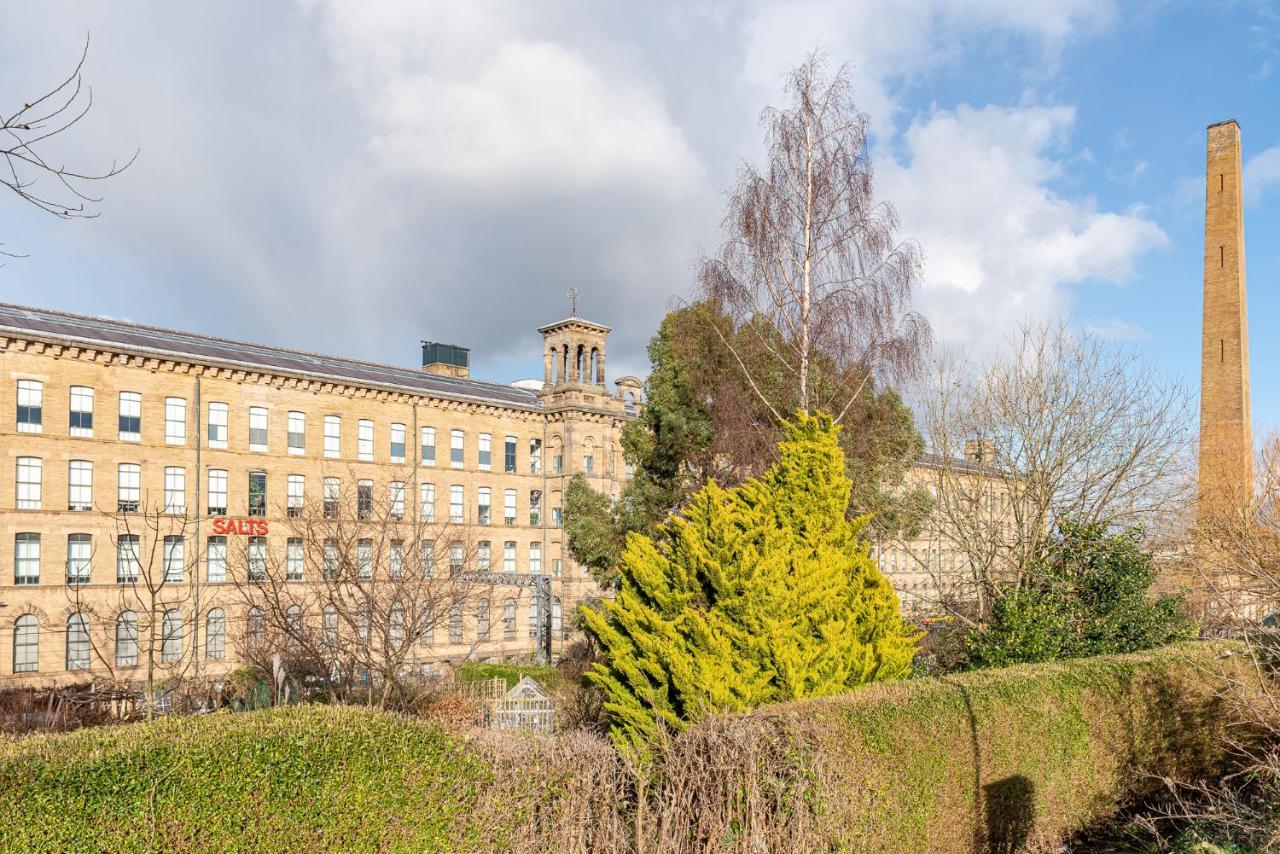 Riverside Balcony Apartment With Parking Just Minutes To Saltaire Shipley (West Yorkshire) Bagian luar foto