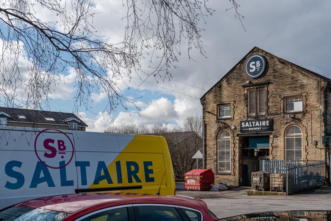 Riverside Balcony Apartment With Parking Just Minutes To Saltaire Shipley (West Yorkshire) Bagian luar foto